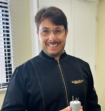 Dr. Vitor